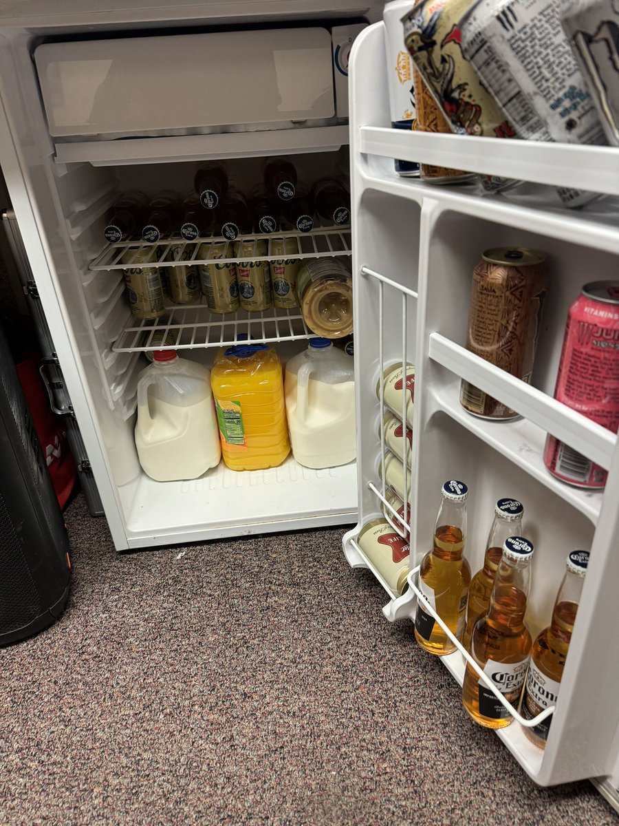 chicken joe tweet media