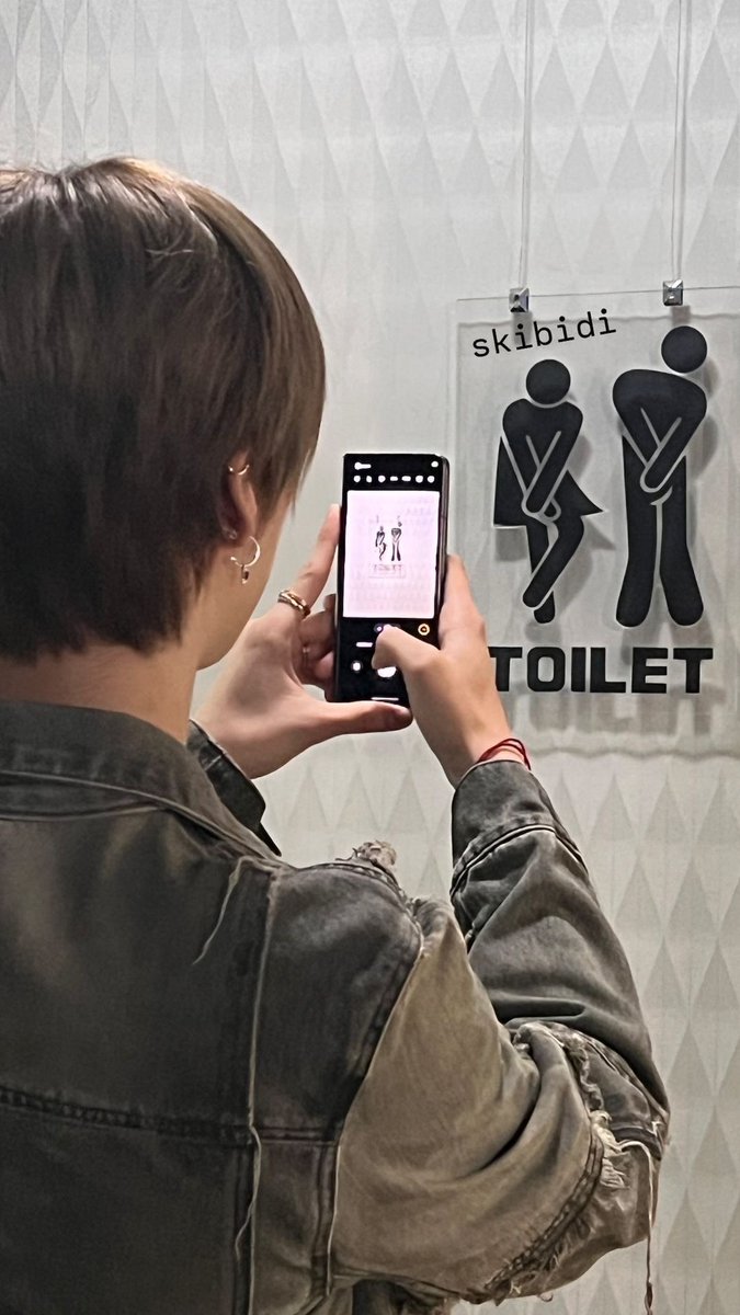 antonleezone's tweet photo. เหมาะมากที่จะมาเป็นแฟนในสตอรี่ไอจีของชั้น https://t.co/RdzER6A7LC