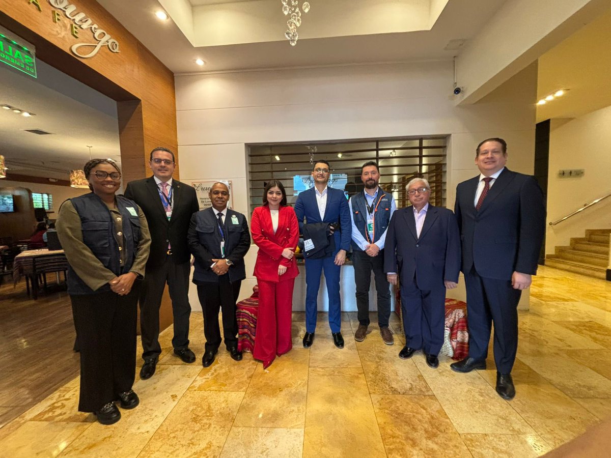 KelvinAguirre18's tweet photo. En visita técnica en Ecuador presenciamos el Simulacro Nacional de las Elecciones Generales del 9 de febrero 2025 y el Debate Presidencial. Donde destaco el compromiso del @cnegobec con la democracia mediante una impecable organización y planificación de dichos hitos electorales. https://t.co/HrxV95zs3c