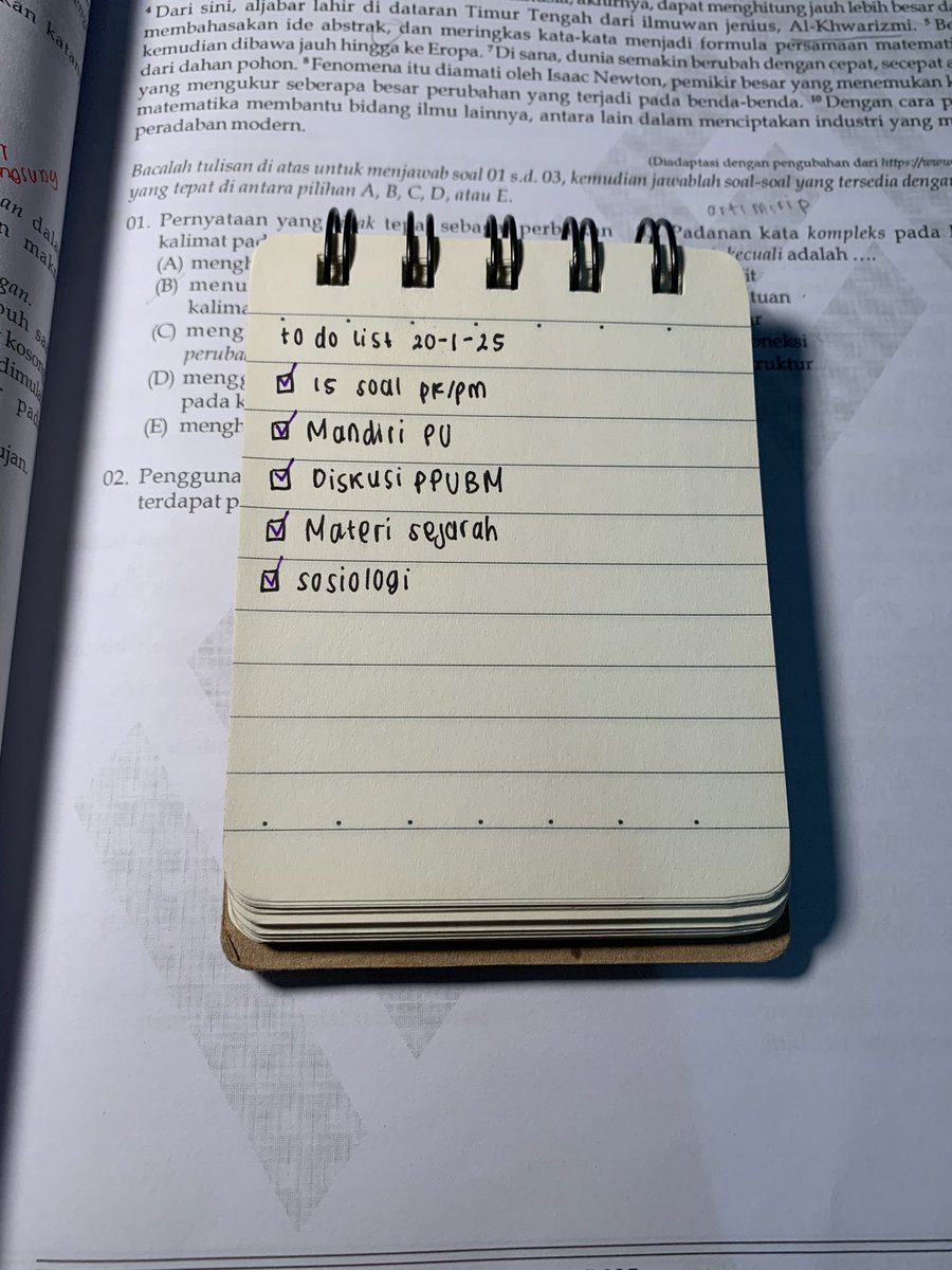 Studyaturn's tweet image. 🗒 progress (20-1-2025) .. 📓🗯

hari ini aku bikin akun snpmb di sekolah! 😸 terus latsol dan review pk pm lanjut ngerjain diskusi dan pr mandiri buat inten besok!