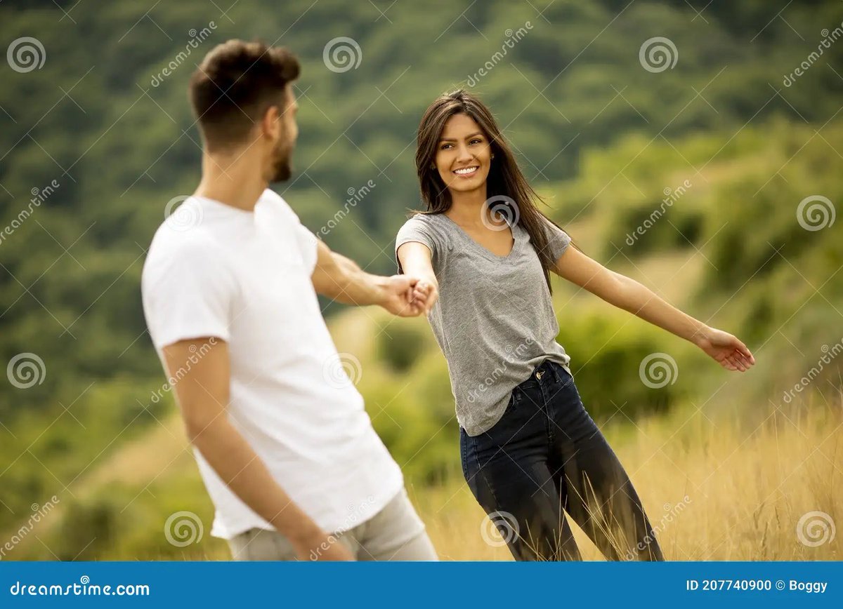 riverenses's tweet photo. Pareja no interior / Pareja en Mugrevideo https://t.co/3JI8hXIWYW