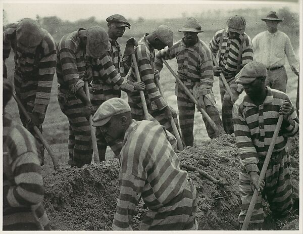 Nepametan's tweet photo. @sns_srbija @avucic Pokret Kopaćemo 👍 https://t.co/ydIsh7vzLZ