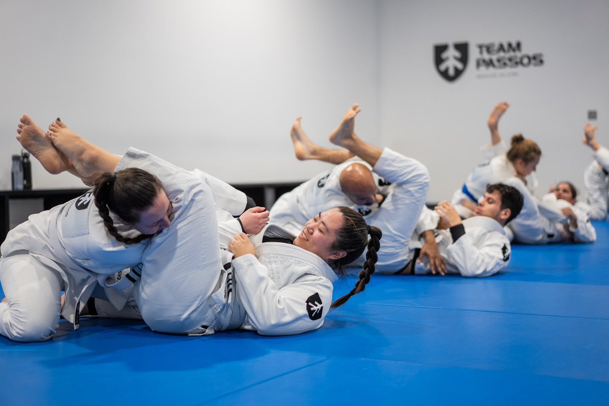 Progress in jiu jitsu doesn’t happen alone. It’s the encouragement of teammates, the shared challenges, and the collective growth that make the journey so rewarding.