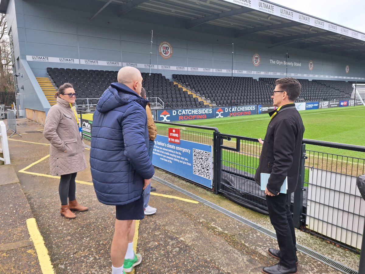 RONIN organised a photoshoot at <a href="/bromleyfc/">Bromley FC</a> to help with a marketing project for the club's Academy.  The students were very willing participants showcasing their football skills and modelling talents during lesson time. 

For marketing help get in touch - roninmarketing.co.uk/contact/