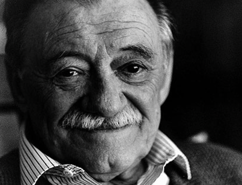 niggiereal's tweet photo. Mario Benedetti 

Fue un contador de verdades simples

De emociones que todos hemos sentido… pero no sabíamos cómo expresar.

Aquí sus mejores 13 frases

h i l o… 🧵 https://t.co/uHcbfjXe3p