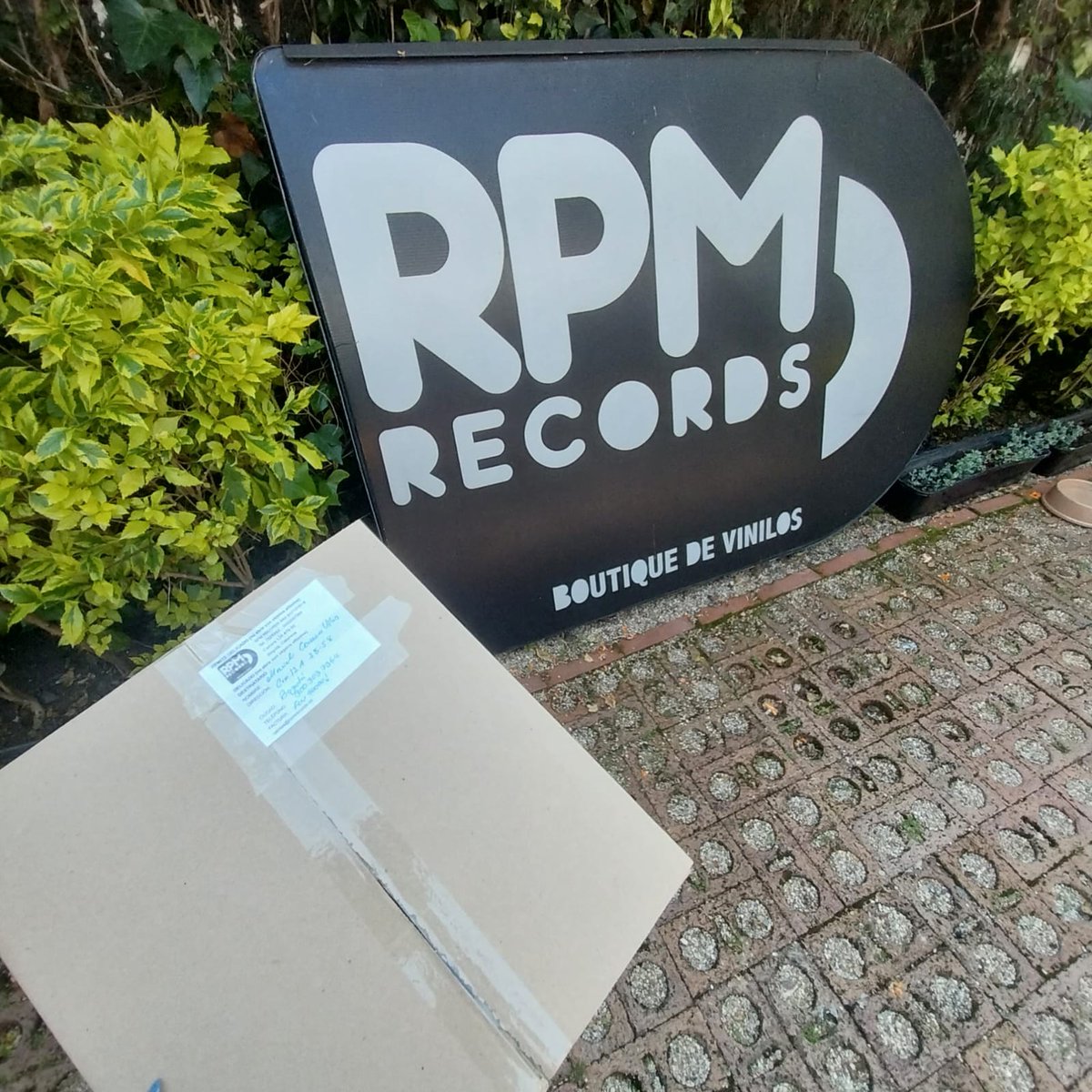 RPM Records Bogotá tweet media
