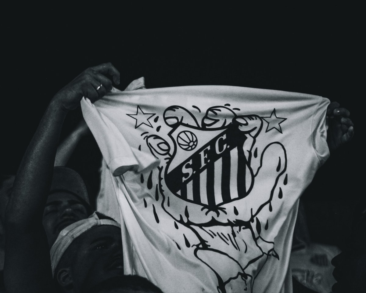 vilabelmiropics's tweet photo. Uma noite chuvosa na Vila Belmiro... https://t.co/1WWsLctGMz