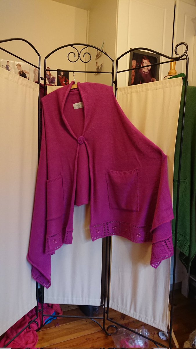 carolineknits's tweet photo. Fuchsia π©· ( one of those colours that's hard to spell but looks gorgeous π©· )
#wrap #pocketwrap #wrapwithpockets #kidmohair #fuchsia #knitwear #crochetdetail #handbeaded
https://t.co/Df3HH9qylG π©· https://t.co/dMyrPGaO0w