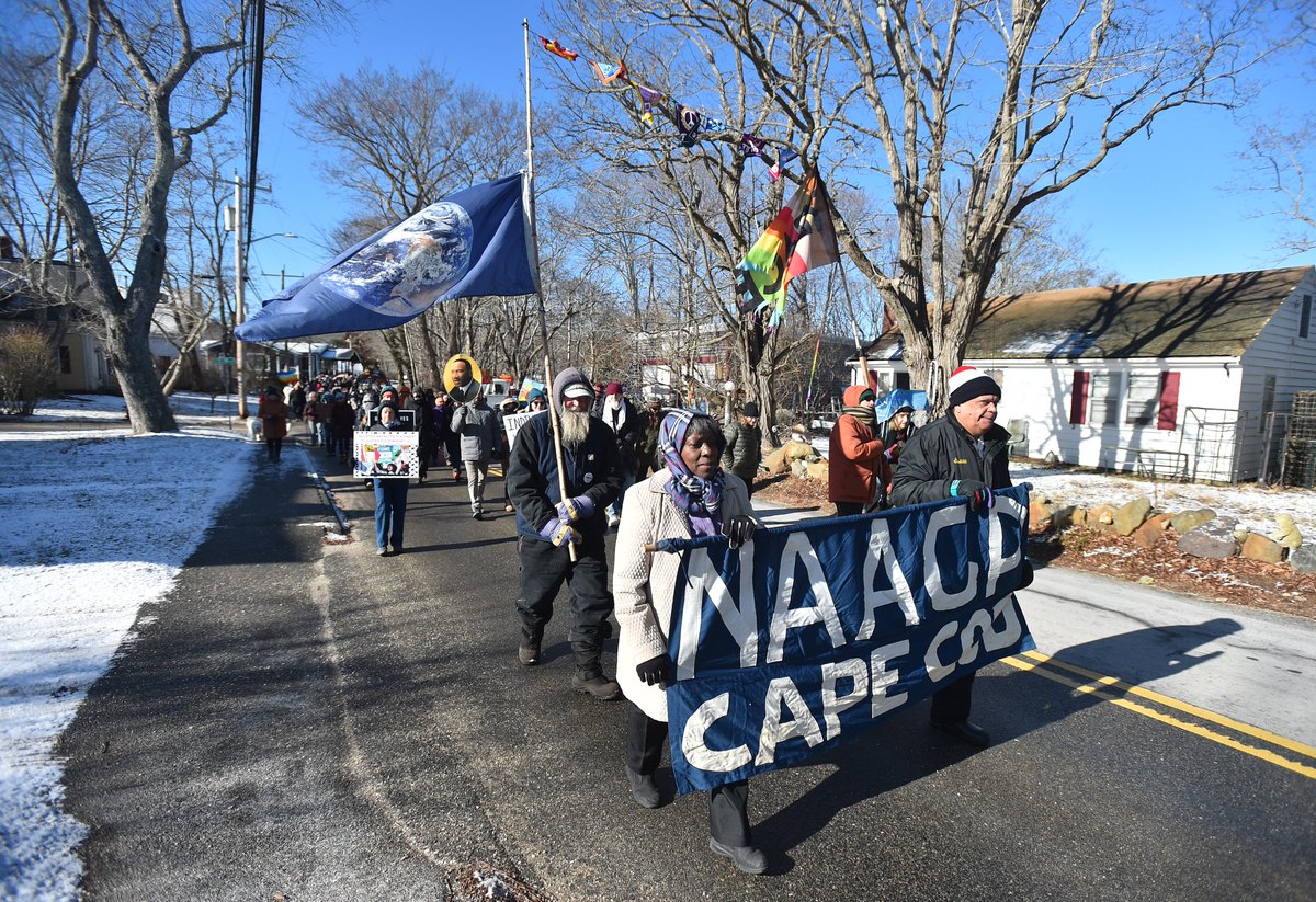 Merrily Cassidy (@cctphotographer) on Twitter photo A silent walk in Wellfleet honored Martin Luther King Jr. Monday morning.
capecodtimes.com/picture-galler… <a href="/capecodtimes/">Cape Cod Times</a> #MartinLutherKingJrDay #wellfleet A silent walk in Wellfleet honored Martin Luther King Jr. Monday morning.
capecodtimes.com/picture-galler… <a href="/capecodtimes/">Cape Cod Times</a> #MartinLutherKingJrDay #wellfleet