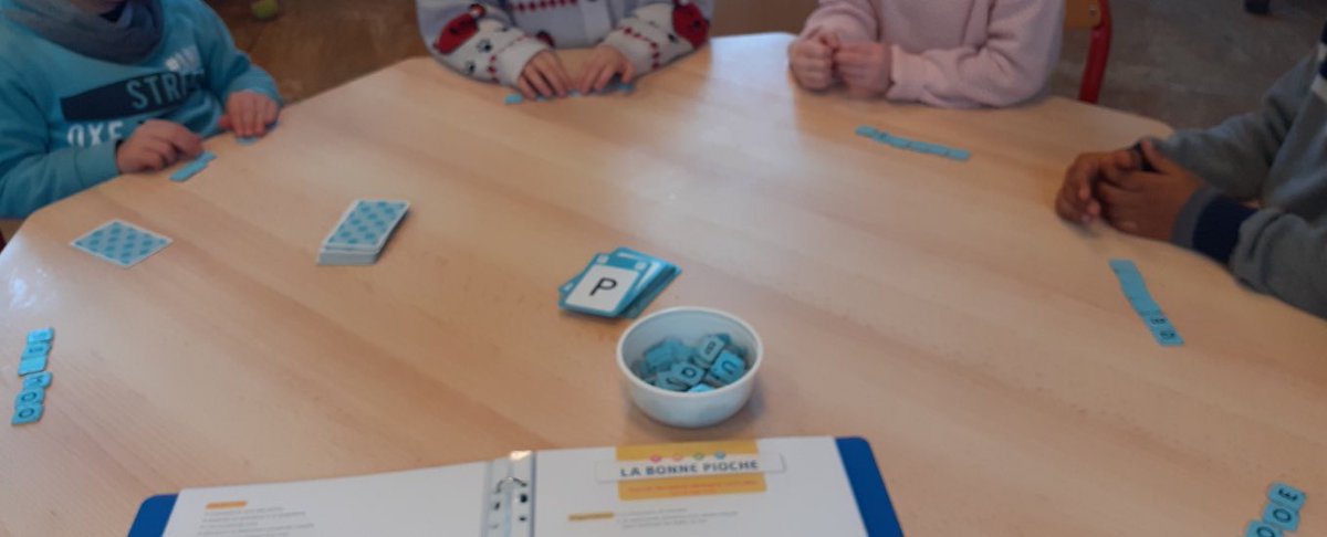 École de Millay (@ecole_millay) on Twitter photo #fondamentaux
Des activités diversifiées pour préparer l’entrée dans la lecture.
Les MS testent un nouveau jeu « La bonne pioche »
<a href="/EditionsHatier/">Editions Hatier</a> <a href="/HatierAquitaine/">Patrick Perivier</a> <a href="/HatierNordOuest/">Julie Assier 📚🌱😊</a> <a href="/HatierRegionSud/">DAUCE FREDERIC</a> <a href="/Hatier_GrandEst/">Rodolphe Michel</a> @hatier #fondamentaux
Des activités diversifiées pour préparer l’entrée dans la lecture.
Les MS testent un nouveau jeu « La bonne pioche »
<a href="/EditionsHatier/">Editions Hatier</a> <a href="/HatierAquitaine/">Patrick Perivier</a> <a href="/HatierNordOuest/">Julie Assier 📚🌱😊</a> <a href="/HatierRegionSud/">DAUCE FREDERIC</a> <a href="/Hatier_GrandEst/">Rodolphe Michel</a> @hatier