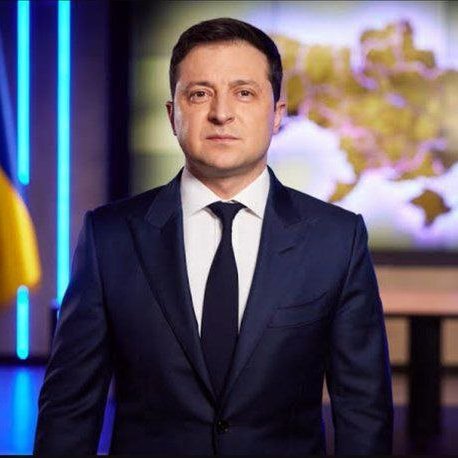 ElephantSignal's tweet photo. Do you support President Donald Trump ending all funding for Ukraine and Zelenskyy on Day One of his new administration?  

A. YES 
B. NO https://t.co/lwn1ojhcfM