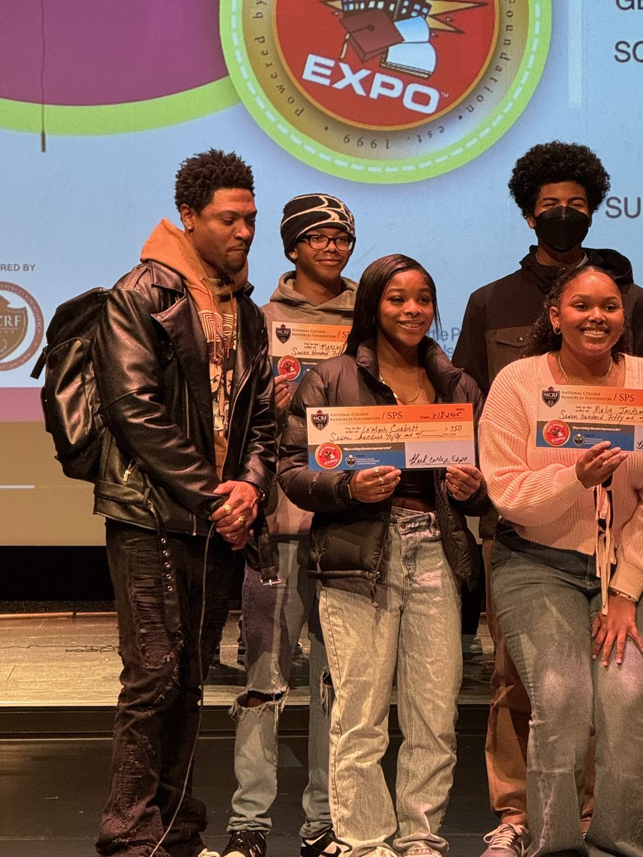 M4RCUSjr's tweet photo. Extremely blessed and thankful to have received an academic scholarship award through the @NCRFoundation !!! Putting the STUDENT in athlete! https://t.co/v8OR7PpM4t
