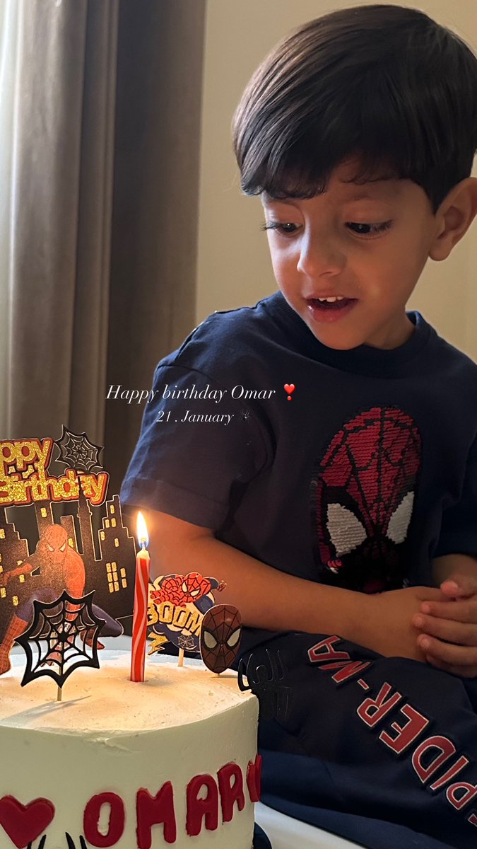 ميلاد أُمومتي وأجمل شعور
   ميلاد فرحتي الأولى ❤️

عُمر