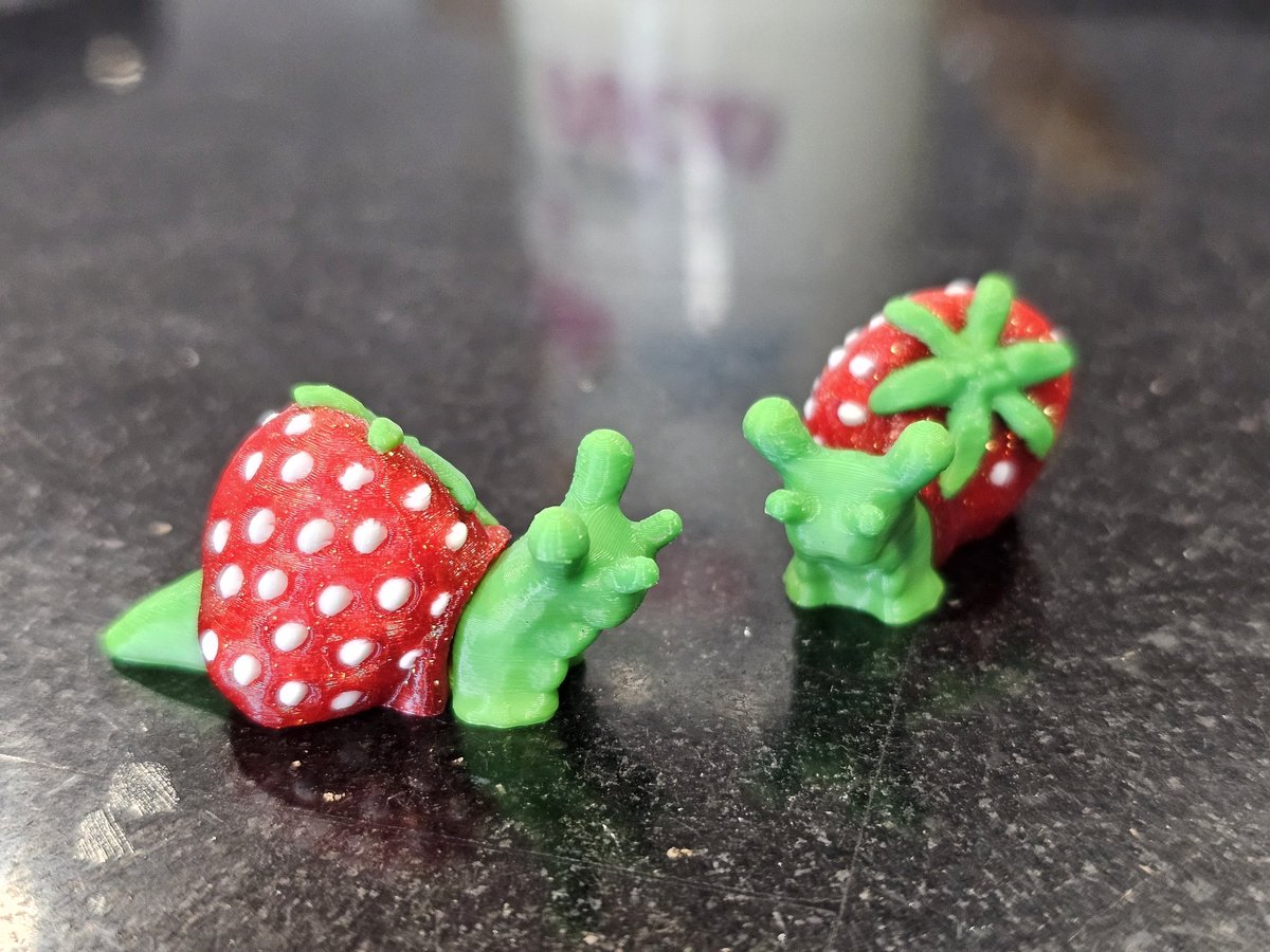 makeitmodit3d's tweet image. Cinderwings strawberry snail 🐌 
25% sized to match all our regular flexi creatures!