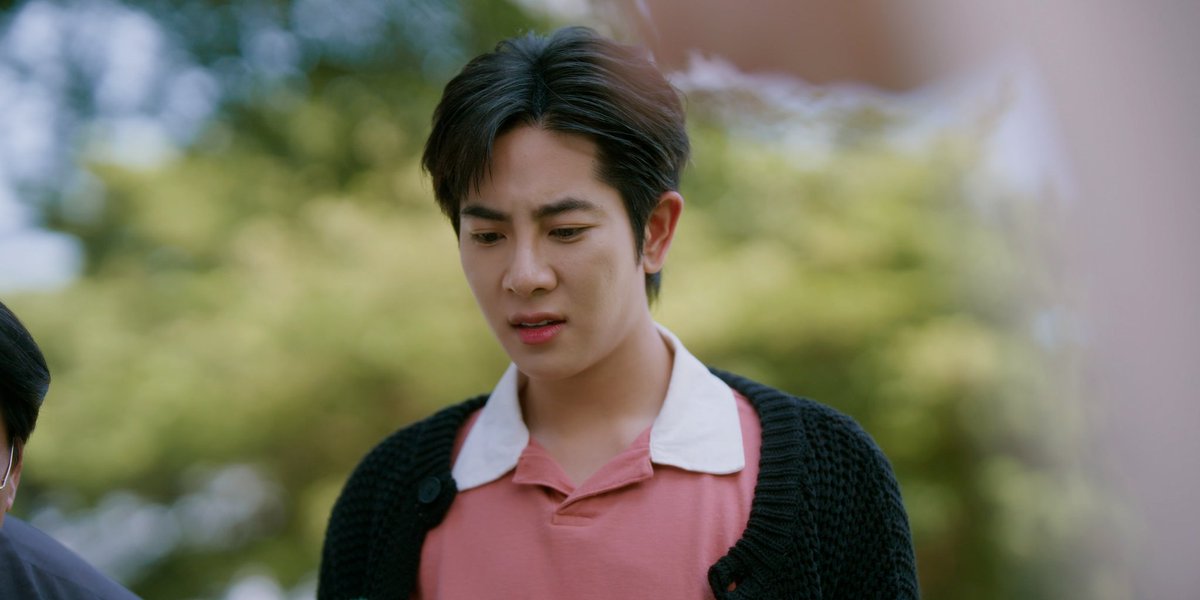 earthgenre's tweet photo. Can we talk about how culture shock Momo was here 😭 like his face really translated "there isn't one normal person in this office" 

Outing Trip with Heng Mo
#OssansLoveTHep3 https://t.co/2sqYsOo7T3