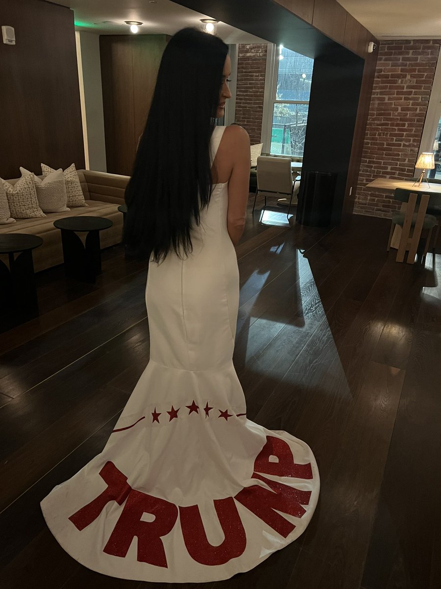 Alicia dimichele hi-res stock photography and images - Alamy, image size:900x1200