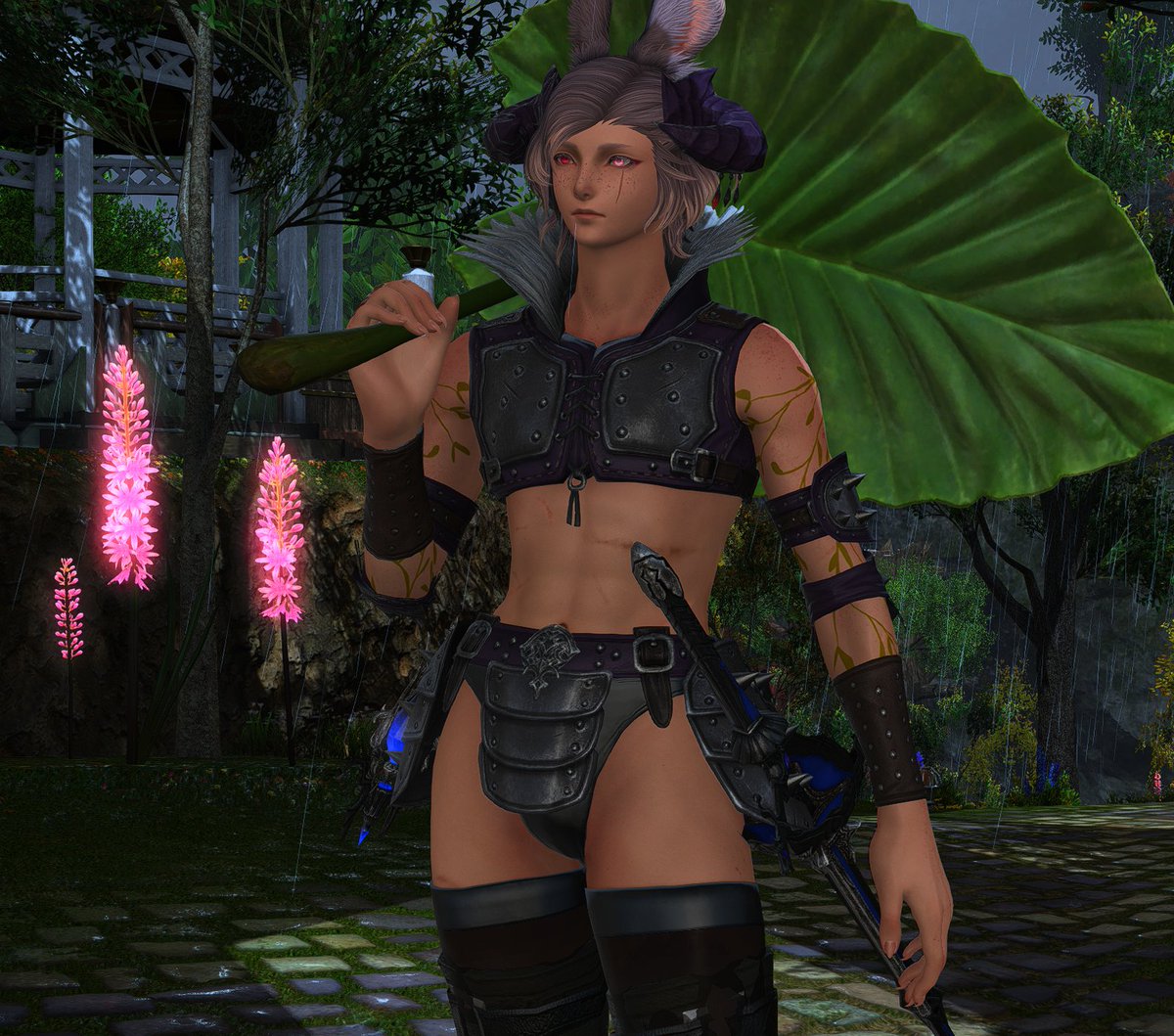 EclairRotten's tweet image. Titanium Gold ThornedPlate For TBSE! 
I didn't get around to taking the thumbnail pictures so no release today, but should be able to do that tonight.
Shoulder pads are toggles, and come with two model options.