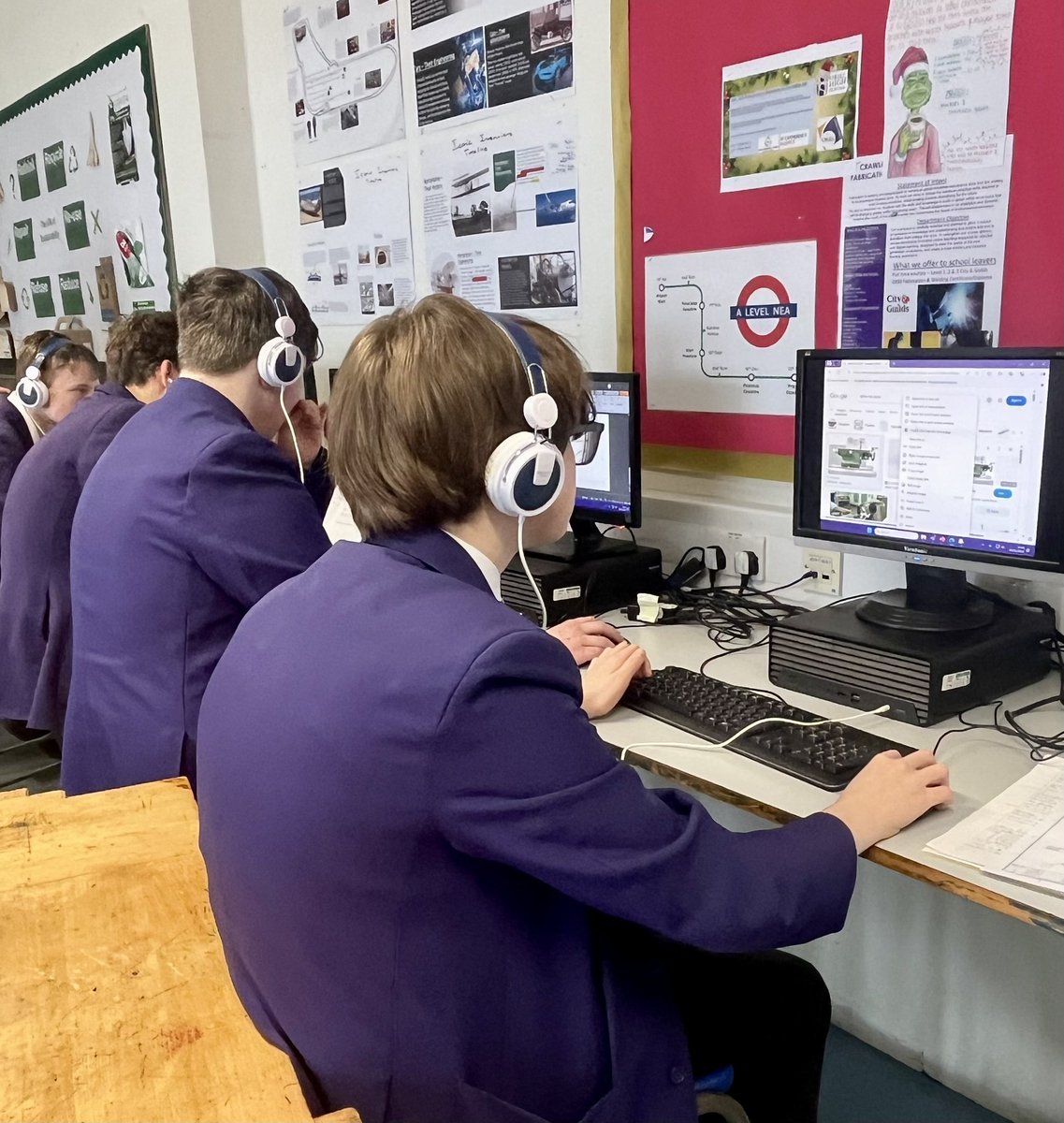 OrielHighSchool's tweet image. So much creativity &amp;amp; hard work on display around school this afternoon. Chocolate shortbread making, Engineering design &amp;amp; some very skilful clay work. Not forgetting the amazing art work on display in the art corridor! Awesome stuff! 💜💜 #PracticalLearning #Focus #Talent