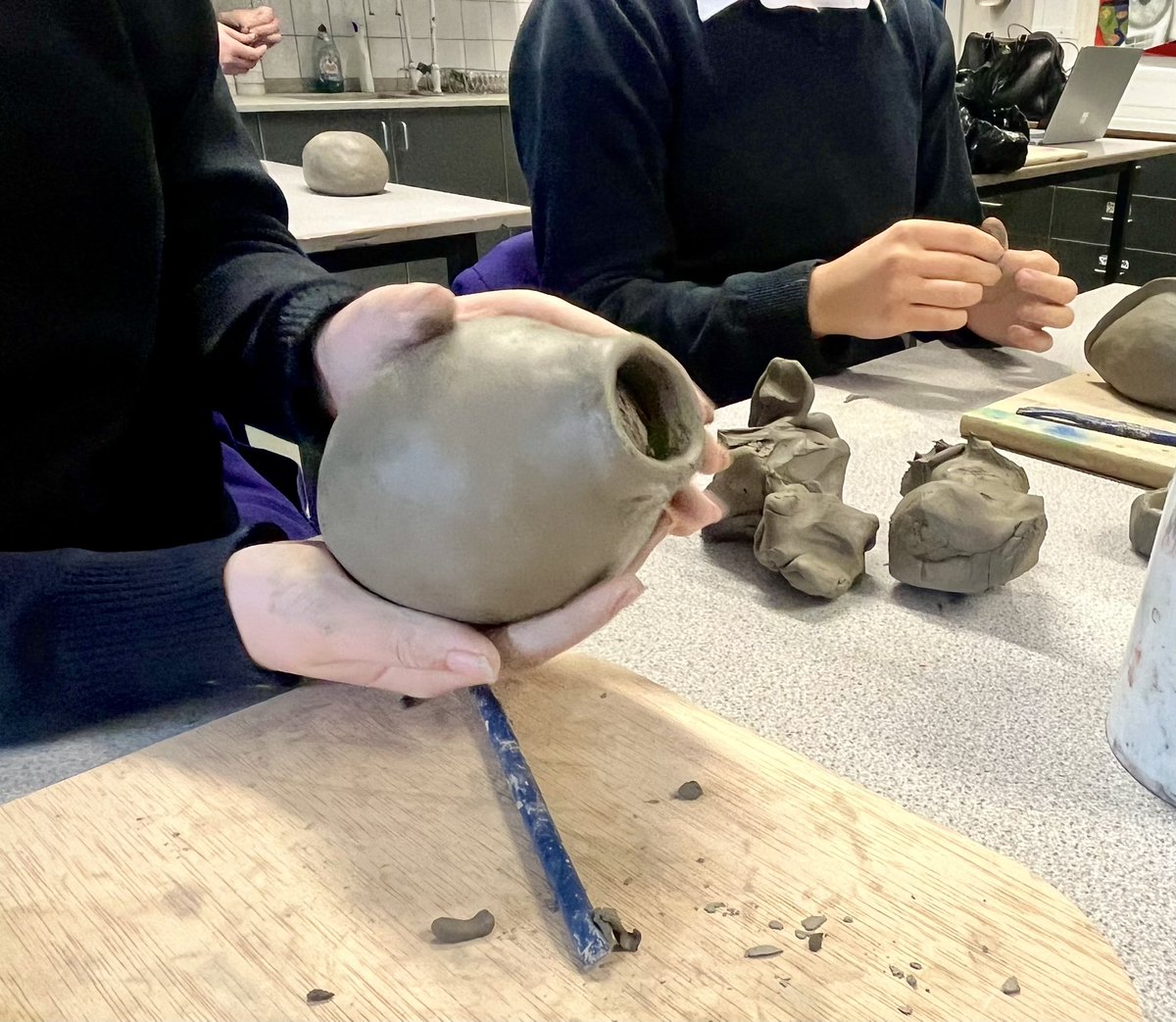 OrielHighSchool's tweet image. So much creativity &amp;amp; hard work on display around school this afternoon. Chocolate shortbread making, Engineering design &amp;amp; some very skilful clay work. Not forgetting the amazing art work on display in the art corridor! Awesome stuff! 💜💜 #PracticalLearning #Focus #Talent
