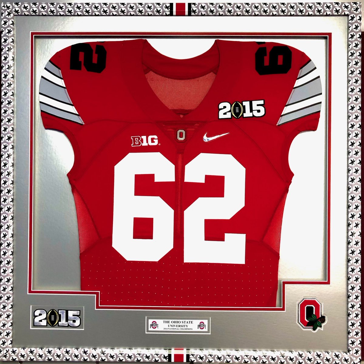 IN HONOR of today’s NATIONAL CHAMPIONSHIP GAME, check out some Ohio State and Notre Dame pieces we’ve framed over the years!!!

Go Buckeyes!! Go Irish!!

Let us handle your next framing or graphic project!