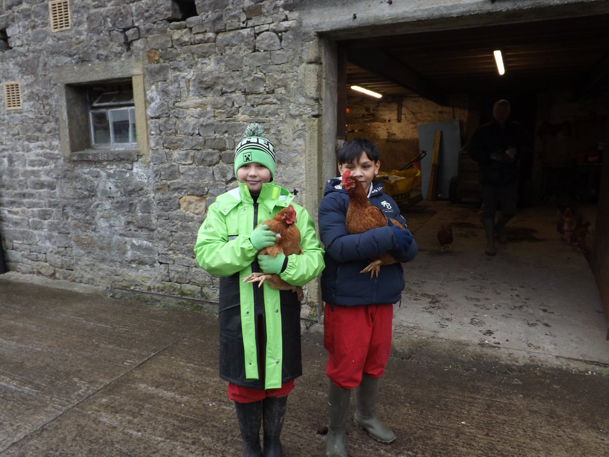 Co-op Academy Woodlands (@coopwoodlands) on Twitter photo Our Jamie's Farmers had a great time at Skipton today! 👩🌾
They got stuck into jobs on the farm, made lunch for each other and helping the team get everything done. <a href="/AClarky76/">Adele Clark</a> and Miss Quigley impressed with their engagement and teamwork too! 🐔🐷
#succeedtogether
<a href="/JamiesFarm/">Jamie's Farm</a> Our Jamie's Farmers had a great time at Skipton today! 👩🌾
They got stuck into jobs on the farm, made lunch for each other and helping the team get everything done. <a href="/AClarky76/">Adele Clark</a> and Miss Quigley impressed with their engagement and teamwork too! 🐔🐷
#succeedtogether
<a href="/JamiesFarm/">Jamie's Farm</a>