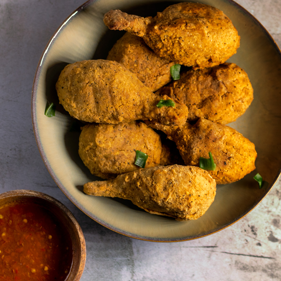 pwildflour's tweet photo. Celebrate Atlanta's love for fried chicken with a plant-based twist!

Crispy, golden, and completely plant-based - this is my vegan fried chicken inspired by Dr. Martin Luther King Jr.'s hometown.

#VeganFriedChicken #AtlantaInspired #HonoringDrKing #pwildflour https://t.co/EwgSJ6WrDv