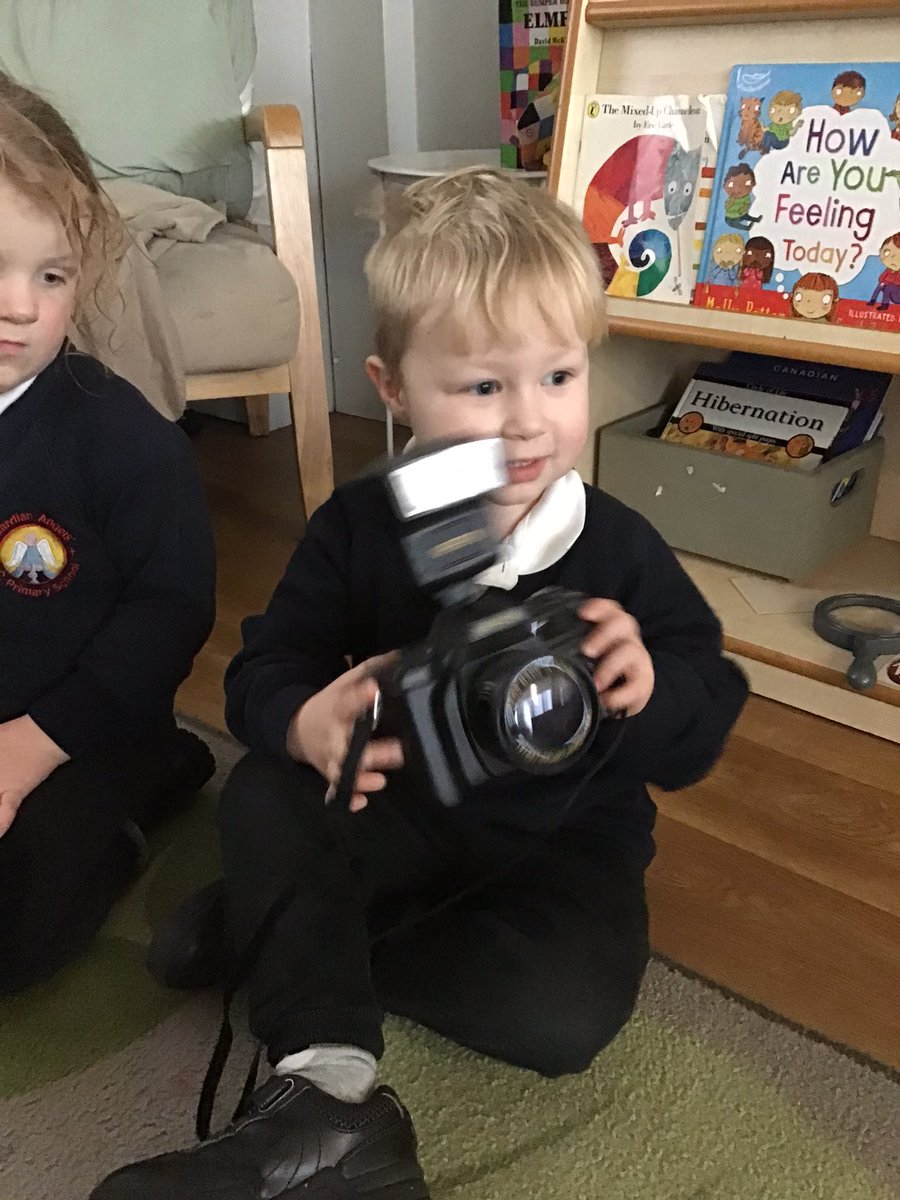 GA_Bury's tweet photo. #NurseryGA are learning about items that are old. We looked for clues to suggest something was old and learnt how they worked #HistoryEdGA https://t.co/cQJ2nA3uh1
