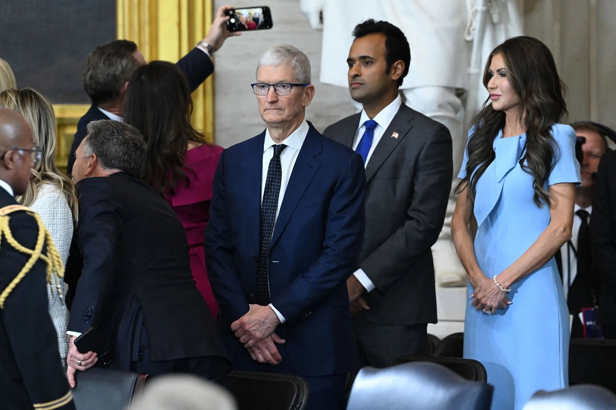 Tim Cook at the inauguration of Donald Trump