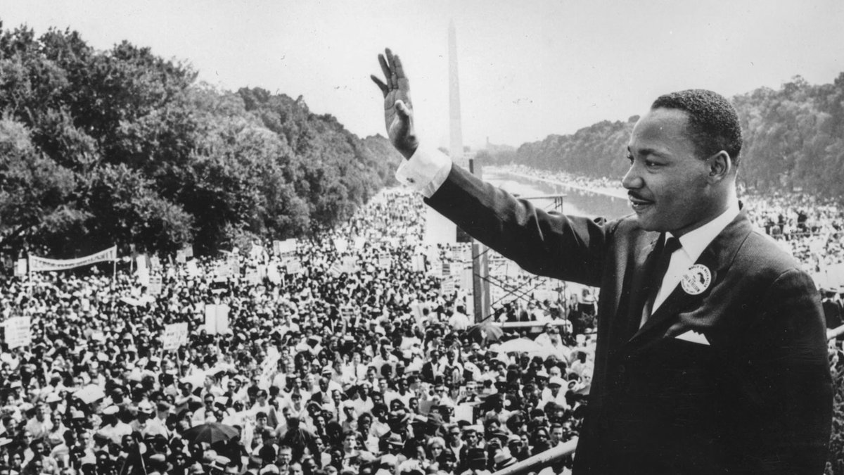 Black History is American History! 

Today we remember &amp; thank Martin Luther King Jr. for his sacrifice and his fight for equality in this country. We will NEVER forget. 🙏🏾✊🏾 
#Mlk #MlkDay