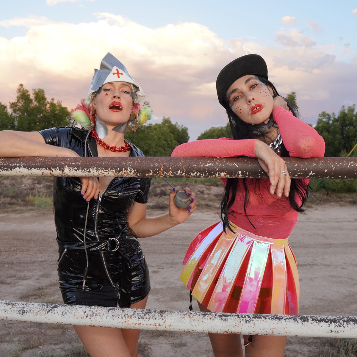 Bizzarre Magazine (@bizzarremag) on Twitter photo Track of the day! <a href="/LaRealCocoRosie/">CocoRosie</a> share new single "Cut Stitch Scar" & announce new album 'Little Death Wishes' via <a href="/JoyfulNoiseRecs/">Joyful Noise</a>:
bizzarre.co.uk/post/cocorosie…
Along with the album & the upcoming European tour announcements, they share the music video of the song.
<a href="/SSanctity/">Stereo Sanctity</a> Track of the day! <a href="/LaRealCocoRosie/">CocoRosie</a> share new single "Cut Stitch Scar" & announce new album 'Little Death Wishes' via <a href="/JoyfulNoiseRecs/">Joyful Noise</a>:
bizzarre.co.uk/post/cocorosie…
Along with the album & the upcoming European tour announcements, they share the music video of the song.
<a href="/SSanctity/">Stereo Sanctity</a>