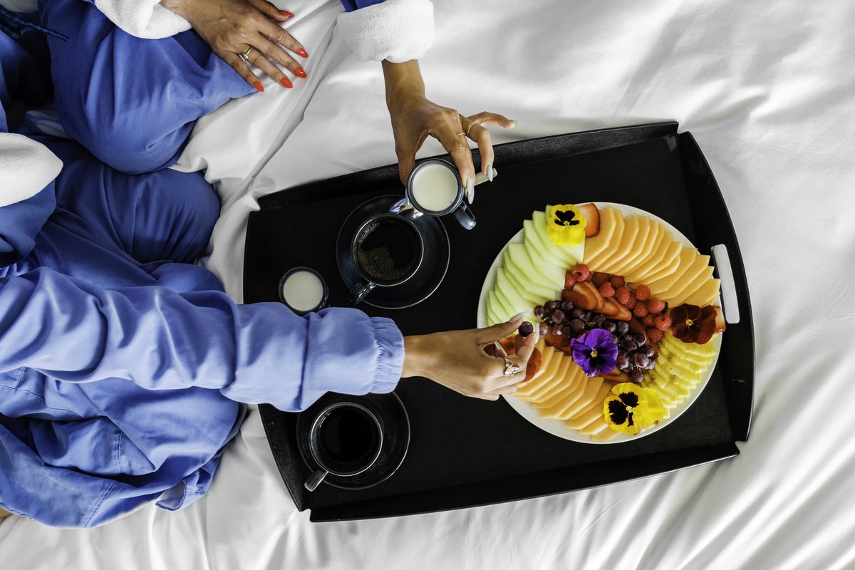 t23hotel's tweet photo. Rise and shine with our cozy bed &amp; breakfast experience! ☀️✨ 

Escape to sunny San Diego for the ultimate getaway. 

Book your stay now and start your adventure with us! 🏖️ 

#SanDiegoEscape #BookNow https://t.co/zjsueEhM2q