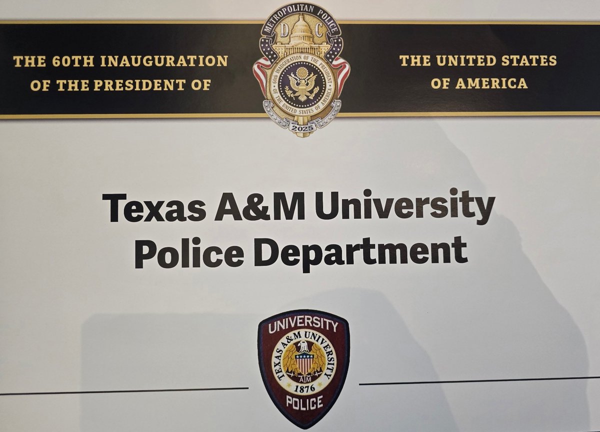 TAMUPolice's tweet image. 12 Texas A&amp;amp;M Police officers had the honor of providing security along the parade route for the 60th Inauguration of the President of the United States of America.