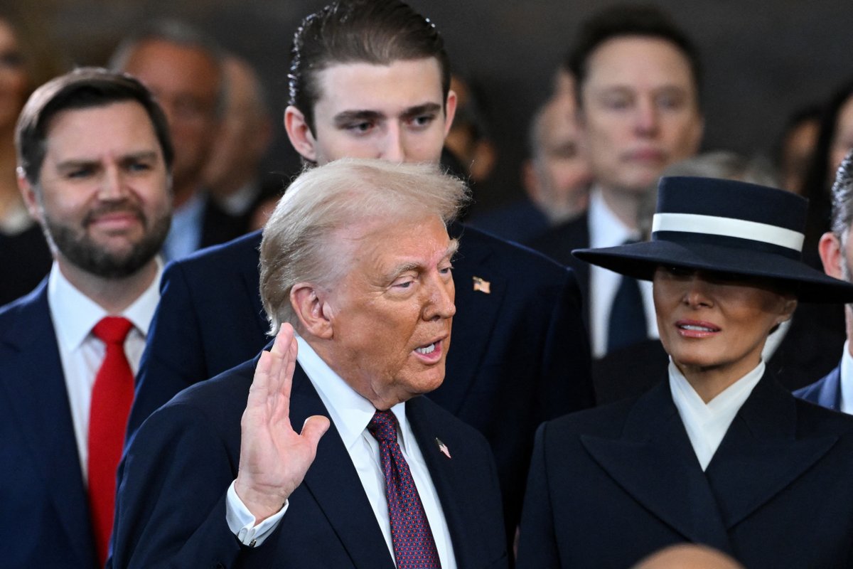 Trump Inauguration Day 2025 live updates: Trump takes oath as 47th president trib.al/B93e2JG