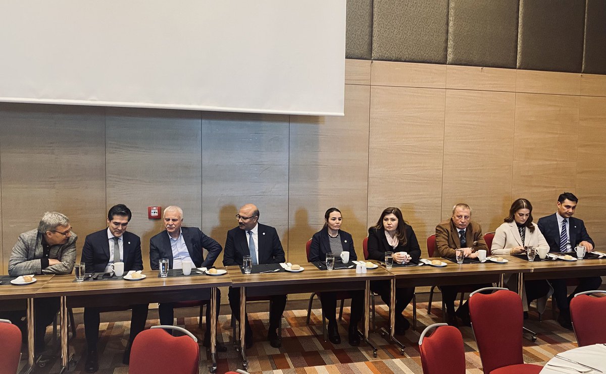 Kıymetli babam Halil İbrahim Aydın'ın vefatı dolayısıyla taziyemize katılan ve telefonla taziyelerini ileten; siyasi parti genel başkanlarına, 
milletvekillerimize, belediye başkanlarımıza, siyasetçilere, bürokratlara ve STK temsilcilerine,
dost, arkadaş, akraba ve yakınlarımıza,