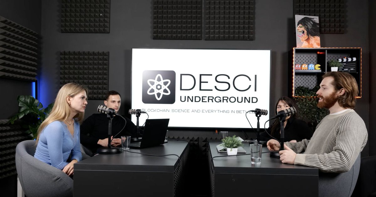 emojapaula's tweet image. Something&apos;s cooking