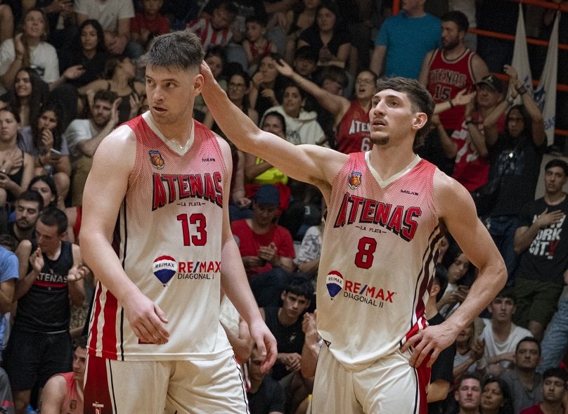 NO HAY DOS SIN TRES, ATENAS: El Rojo confirmó presencia y jugará la #LigaFederal por tercer año seguido

Leer más acá 👇 

nuestrobasquet.com.ar/2025/01/no-hay…