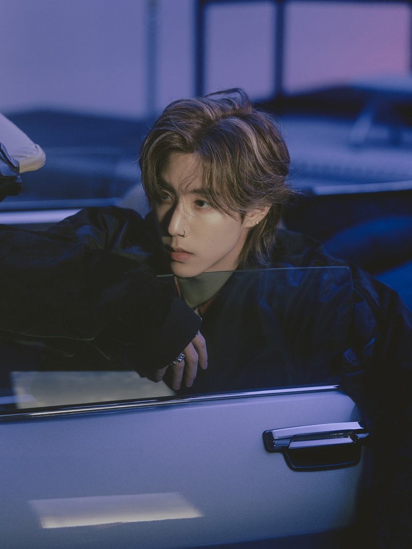 Izzy_ot7's tweet photo. Oq é o mark com esse cabelo 
#GOT7_PYTHON_OUTNOW
#GOT7_PYTHON
#GOT7_WINTER_HEPTAGON https://t.co/2m7xhmSo2I