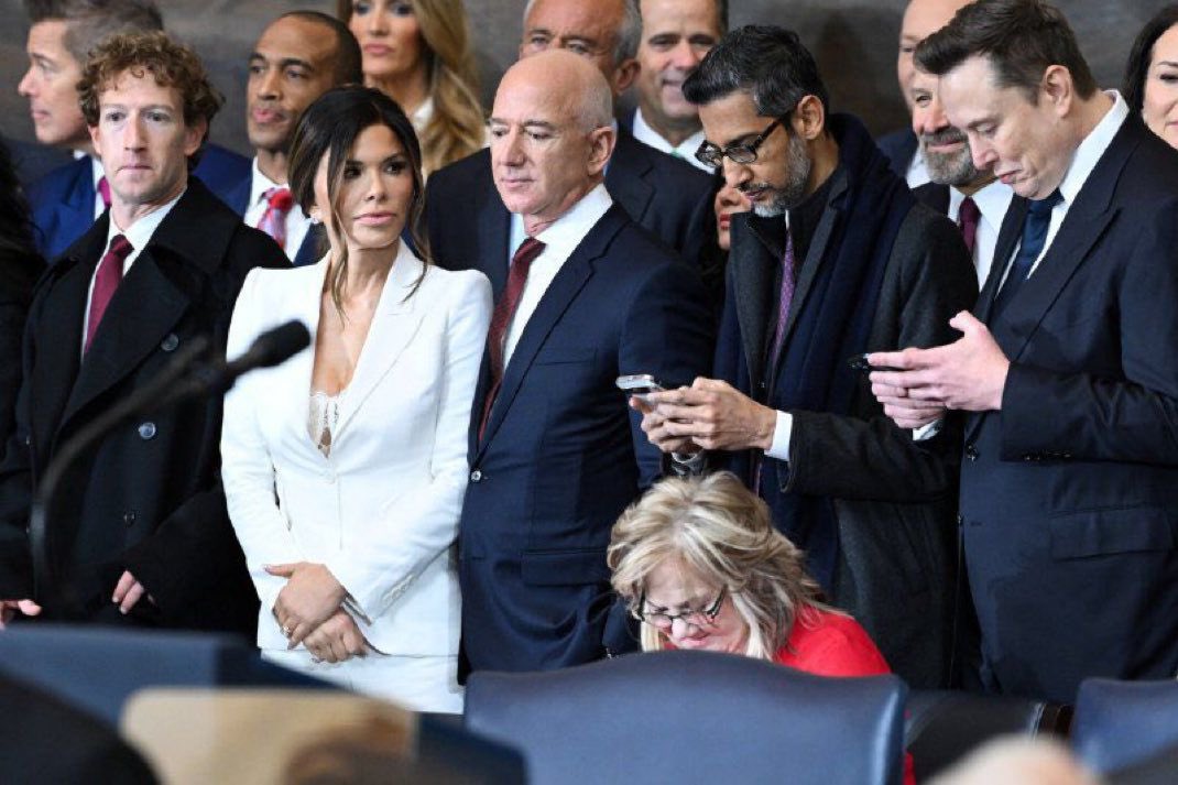 OneJoblessBoy's tweet photo. The CEOs of Meta, Amazon, Google and Tesla, live at the inauguration of President Donald Trump. https://t.co/Dcct4p8Cuh