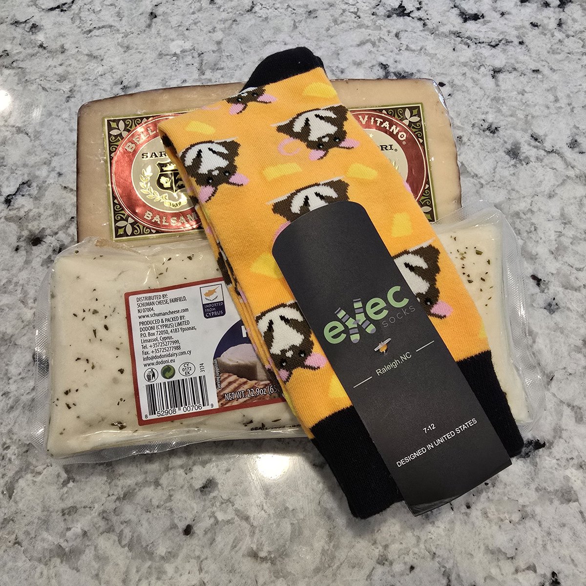It's National Cheese Lovers Day and we've got the perfect socks! Don't feel badly about adding extra cheese today! 

#ExecSocks #Socks #FunSocks #FunSocksEveryDay #SockSubscription  #NationalCheeseLoversDay