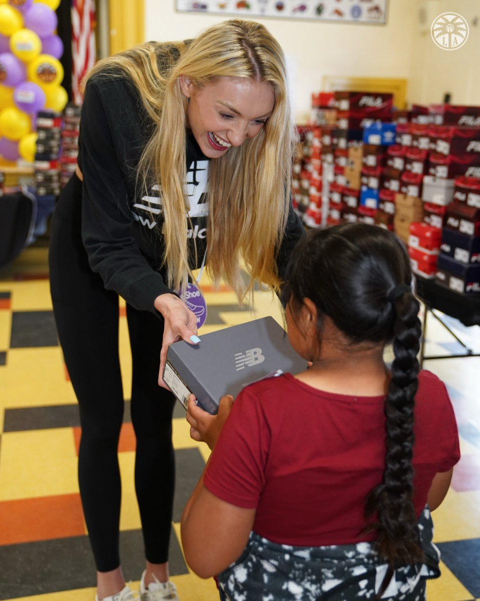 LASparks's tweet image. Today we celebrate the life &amp;amp; legacy of Dr. Martin Luther King Jr.

2025 marks the 30th Anniversary of Congress declaring MLK Day as a National day of service. 

Change starts in our communities. The Sparks invite everyone to join us in volunteering and continuing to strive for…