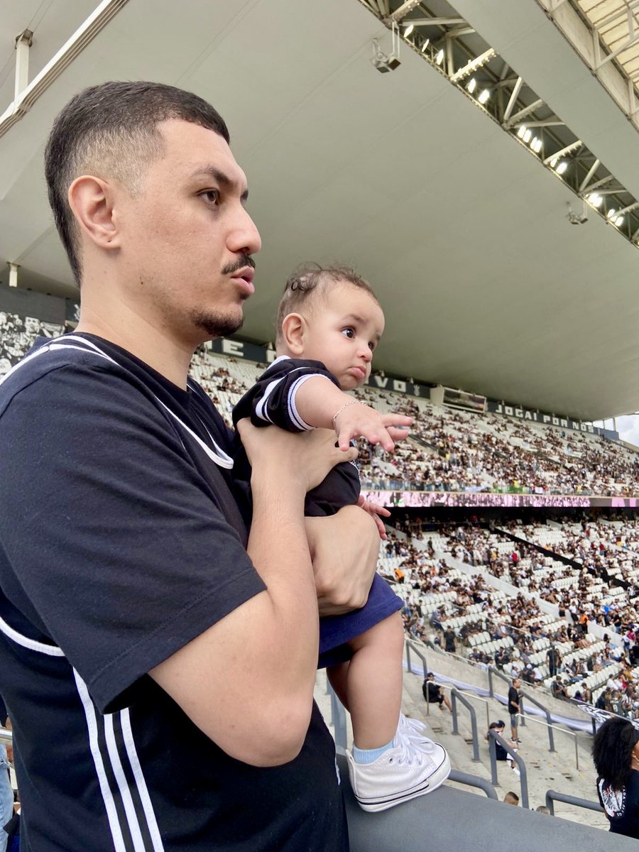 thiagoxdutra's tweet image. Tive o privilégio de levar meu filho pela primeira vez ao estádio, realizando um sonho, como uma herança que passa de geração para geração. Nada explica esse sentimento.
Quero chorar o teu choro, quero sorrir teu sorriso, valeu por você existir (…)
