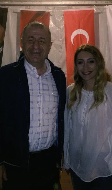 siyahbeyazdevam's tweet photo. Vatan Aşkı maya gibidir, sütü bozuk olanda tutmaz ! 
#ÜmitÖzdağYalnızDeğildir @umitozdag https://t.co/dJlBDxBYPv
