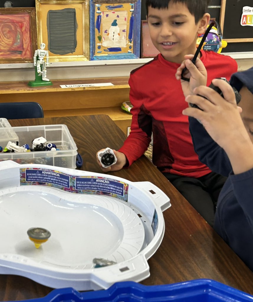 MsJiJionline's tweet image. Such an excitement in a bey-blade tournament!! 

#PADay at #PLASP @PLASP_CCS