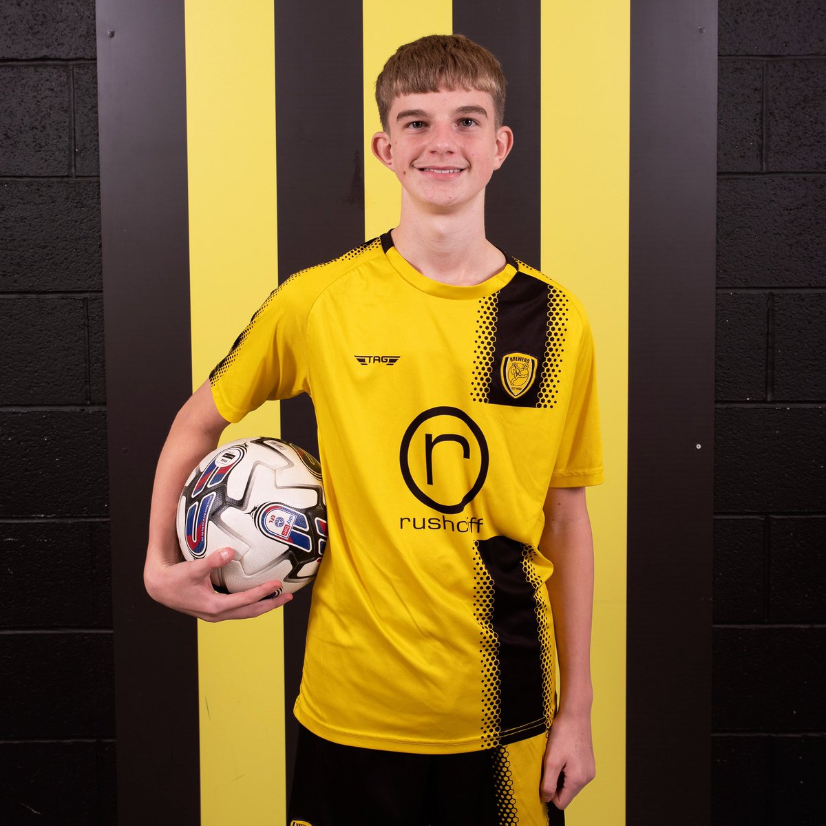 Angela Forster tweet media