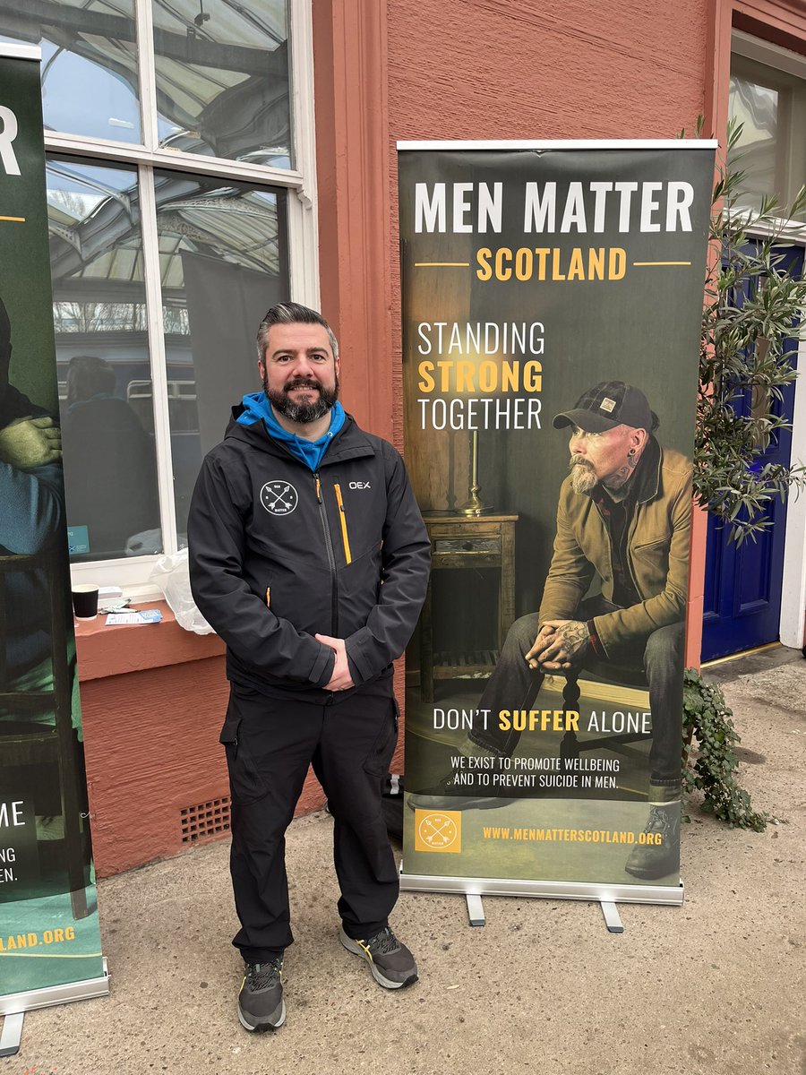 msmagsmclean's tweet image. Was a fantastic turn out today from many support services. Thankyou all for coming along to Kilmarnock train station and supporting #BrewMonday @eahscp @SuicidePrevScot #creatinghopetogether #suicideprevention