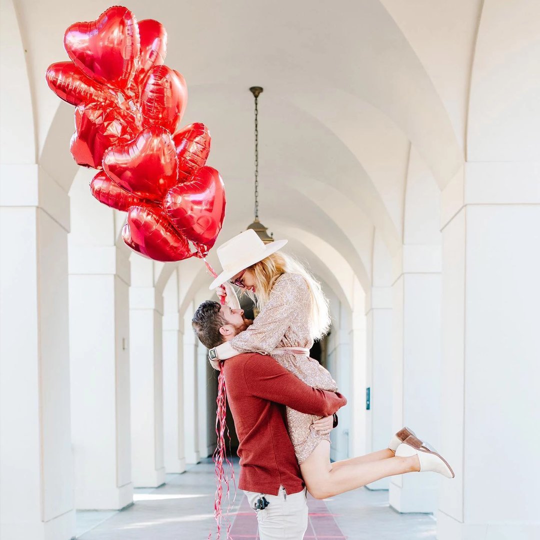 Party City tweet media