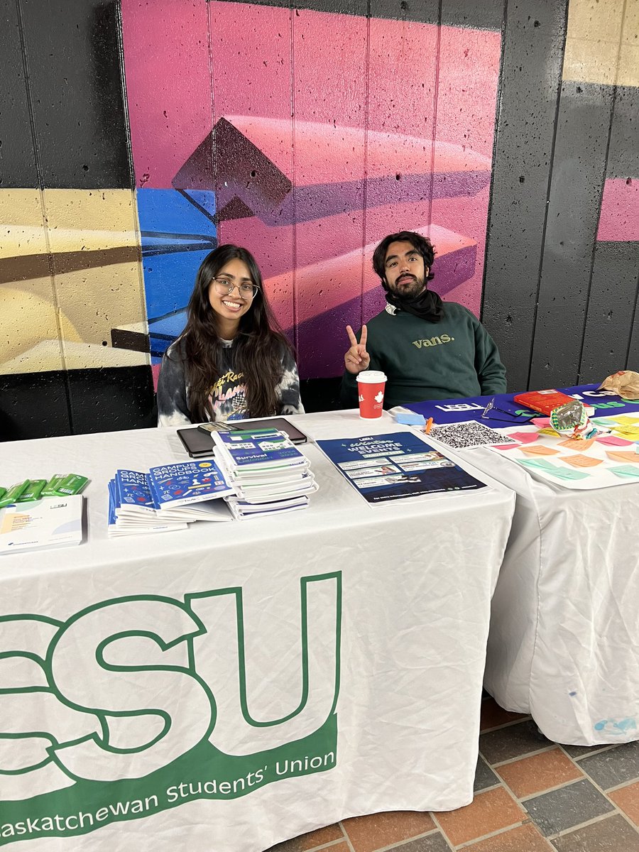 USSUExec's tweet photo. A heartfelt thank you to all the campus groups and students who actively participated in Campus Group Week. 🎉
🔗 For a list of campus groups, visit the USSU Hub at https://t.co/qUjfLydqwo
#CampusLife #JoinAClub #StudentEngagement #usask #universityofsaskatchewan #ussu #student https://t.co/FmzFkIpS7Z