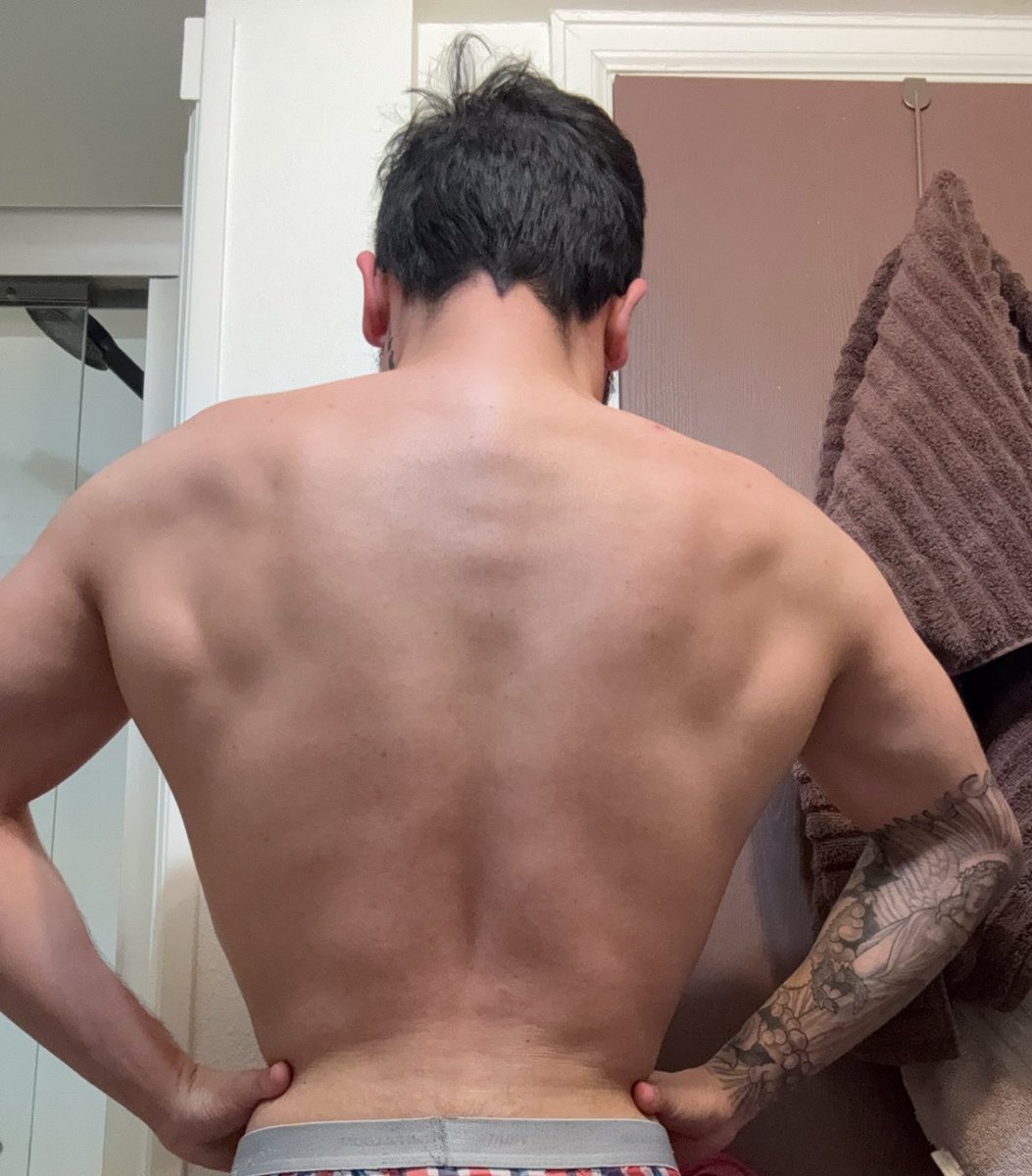 CruzzyMusic's tweet photo. I went silent to shape myself into something greater. This is just the beginning of the transformation. Watch closely—I’m only getting started. 

#Transformation #HardWork #FitnessMotivation #Bodybuilding #PhysiqueGoals #Vtaper #NoExcuses  #MuscleBuilding #NaturalBodybuilding https://t.co/wsepsozpcW
