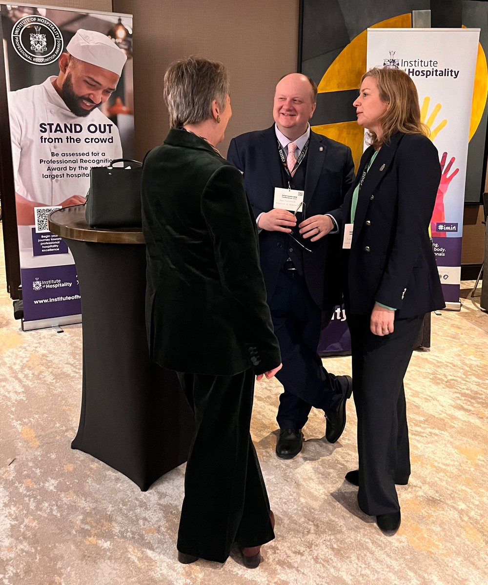 IoH_Online's tweet photo. What a fantastic first day at the @MasterInnH Hotel Leadership Conference at London Hilton Bankside, catching up with members of our #HospitalityFamily. We will be there tomorrow too, so if you're there, why not pop along to our stand and say hello!
#imin #IoH #MasterInnholders https://t.co/jzyu4KqOej