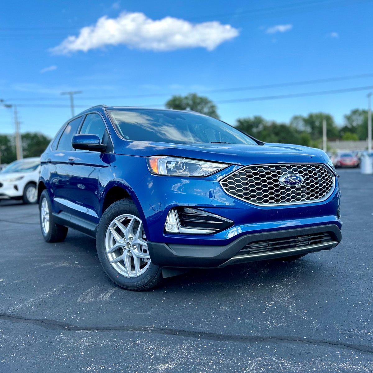 MikeDorianFord's tweet photo. Only 4️ 2024 Edges left in stock!🚨 Lease one today for $389 / month for 36 months.😏 Don’t miss your chance to save big and drive yours home today! 🚗💨

View our special here: https://t.co/VeyYAdlhy9

#Ford #DorianDeal #LimitedStock #FordEdge #metrodetroit https://t.co/Pvl9Y87Gxn